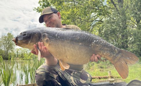 Date: 06/05/26 Lake: Halstead Reservoir Angler: Liam Fish: Mirror Carp Weight: 32lbs 2026-05-06-01