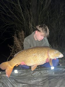 Date: 29/12/2026<br />
Lake: Halstead Reservoir<br />
Angler: Oscar<br />
Fish Common Carp<br />
Weight: 26lbs<br /> 2025-12-29-01